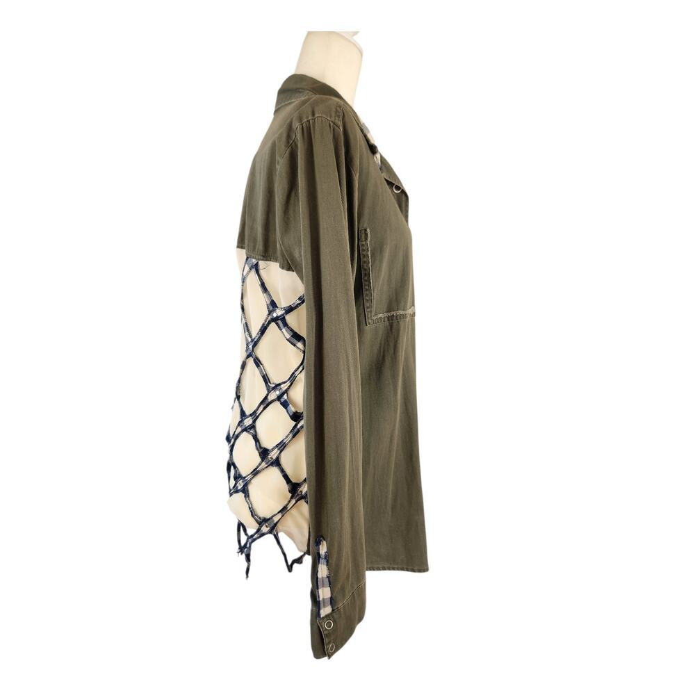 BKE Sheer Lattice Back Snap Front Top Medium Tattered Boho Cowgirl Green Western - Picture 7 of 14